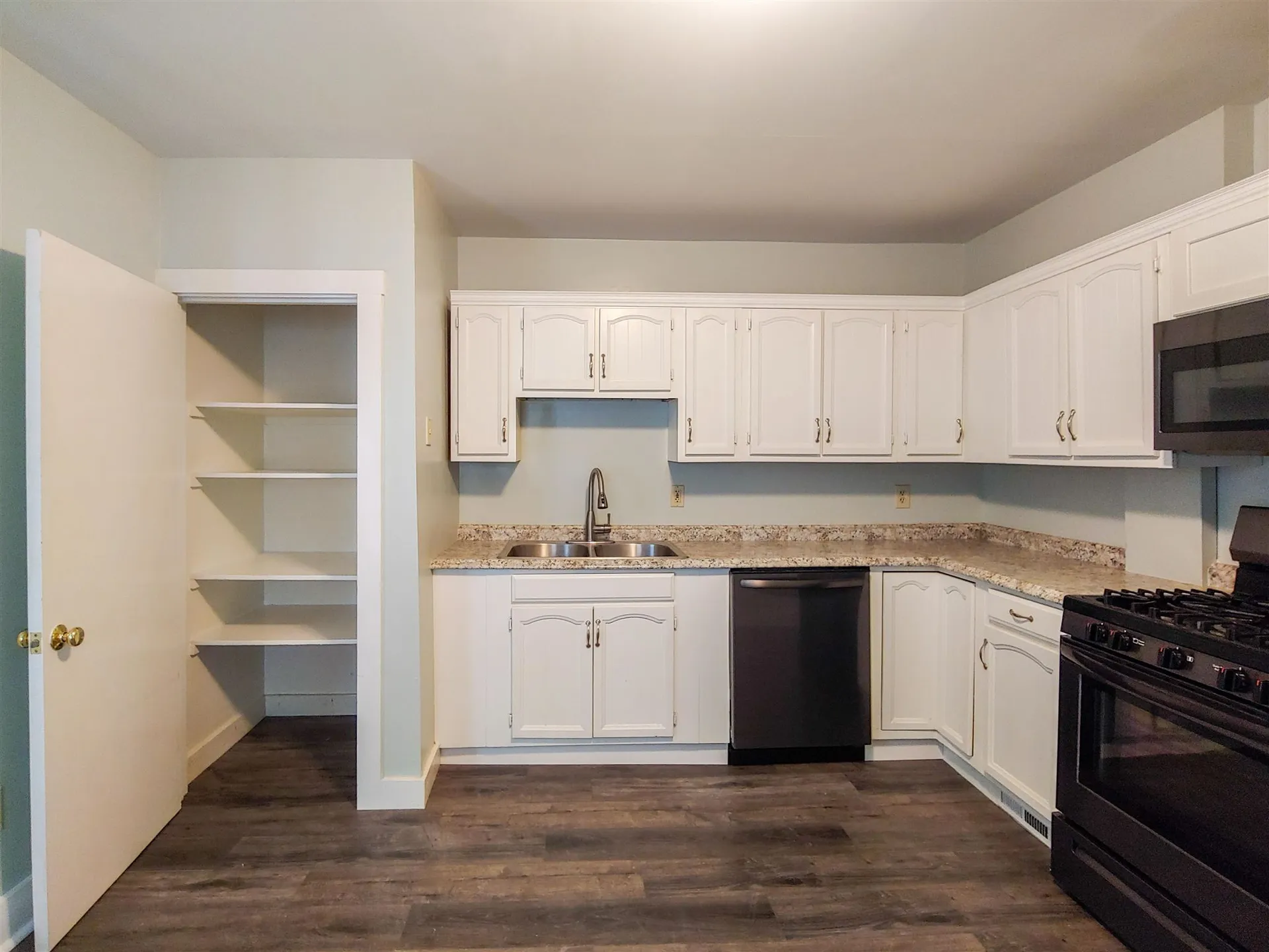 10 Hough Street Dover NH 03820