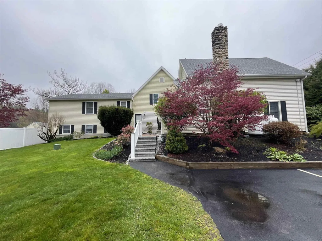 50 Whitehall Road Hooksett NH 03106