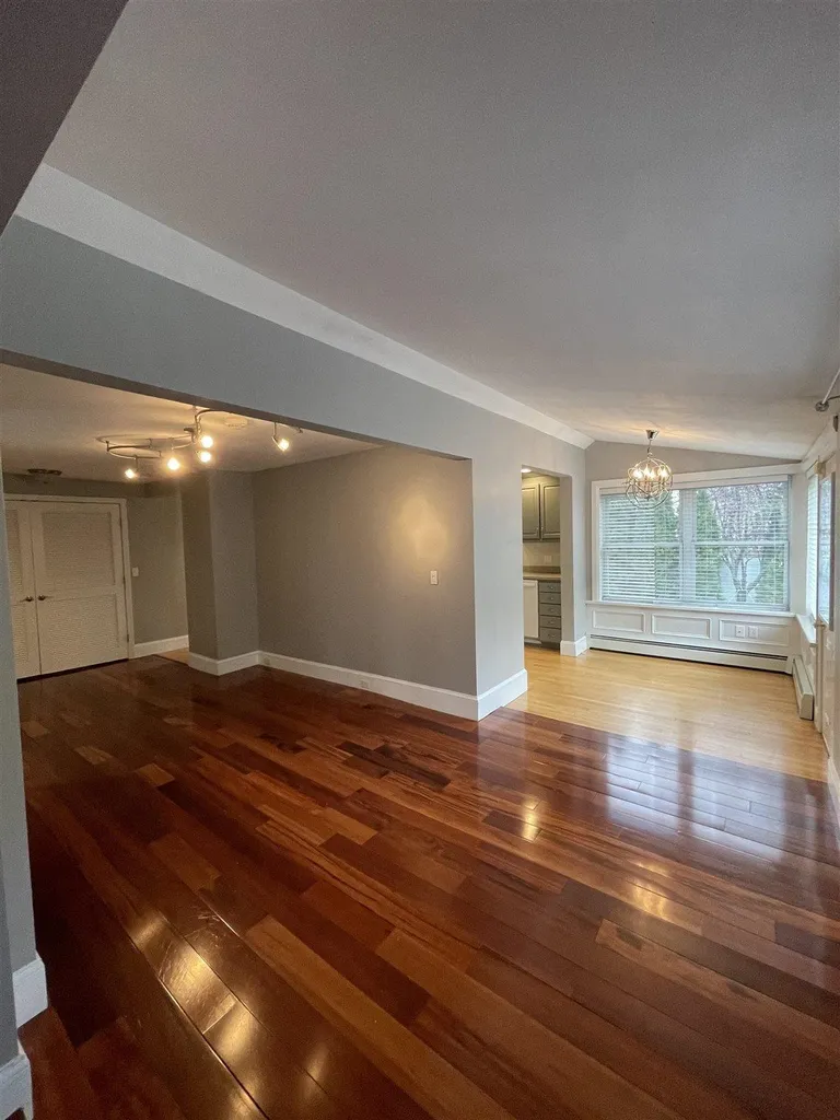 50 Whitehall Road Hooksett NH 03106