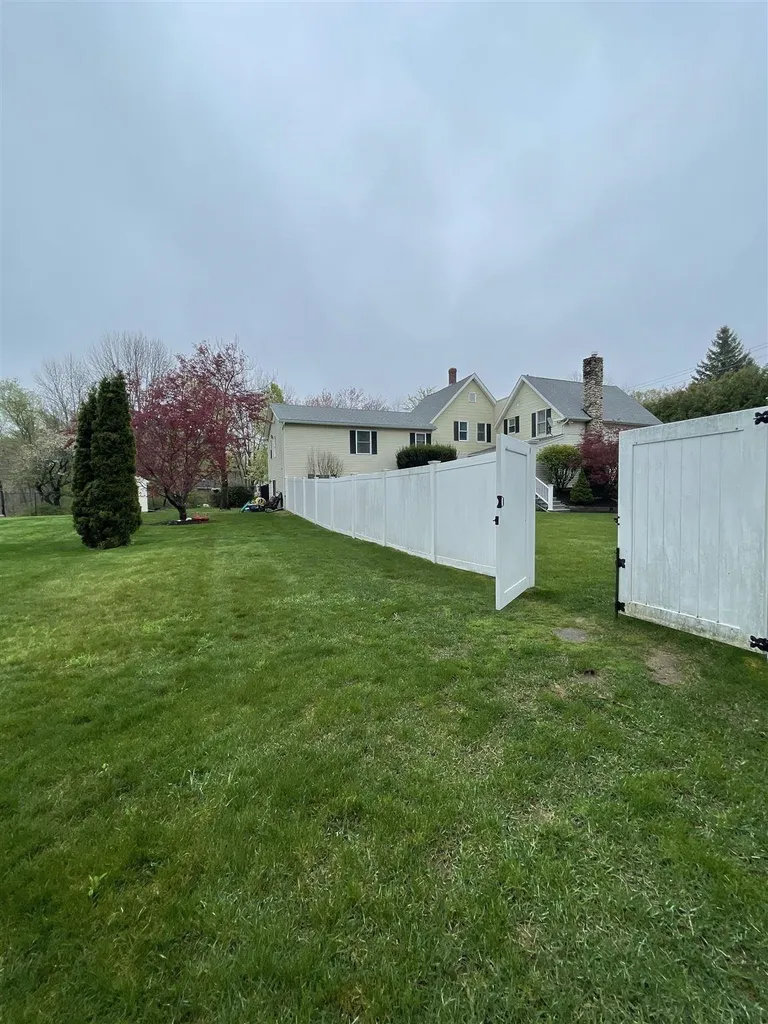 50 Whitehall Road Hooksett NH 03106