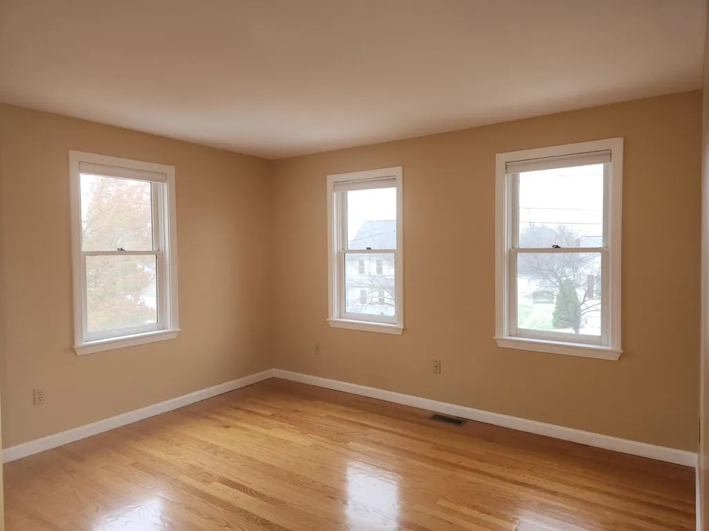 2 Canter Court Nashua NH 03063