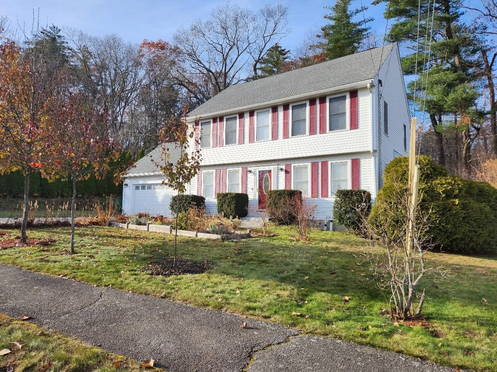 2 Canter Court Nashua NH 03063