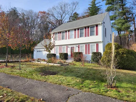 2 Canter Court Nashua NH 03063