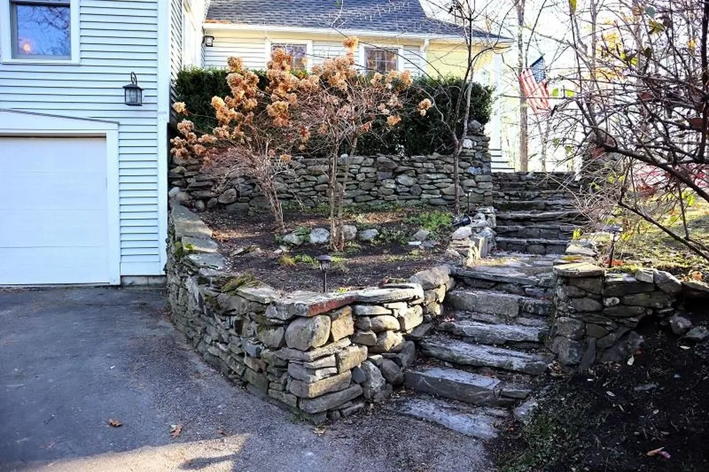 3 Emery Lane Dover NH 03820