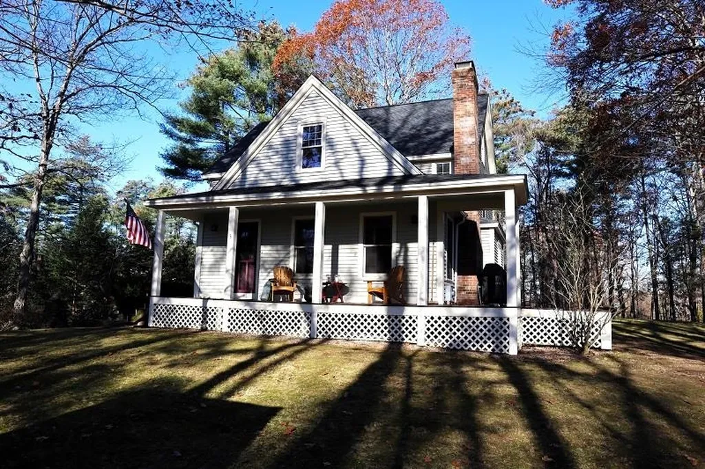 3 Emery Lane Dover NH 03820