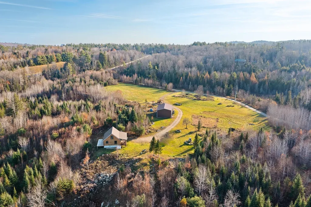 95 Bears Den Road Newbury VT 05081