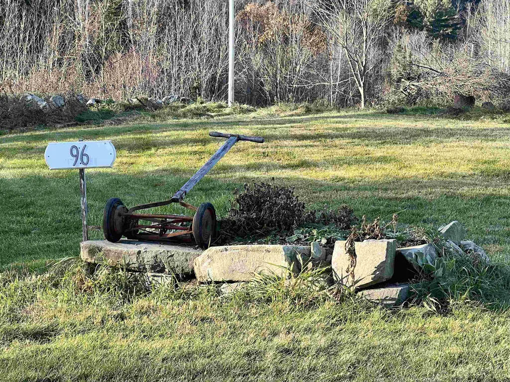 95 Bears Den Road Newbury VT 05081
