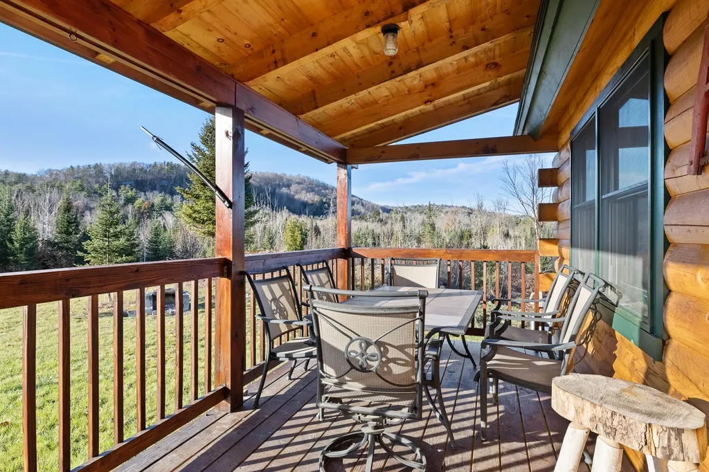 95 Bears Den Road Newbury VT 05081