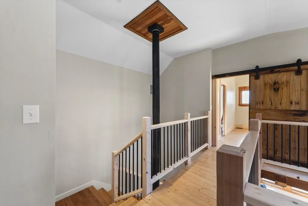 552 Coolidge Woods Road New Hampton NH 03256