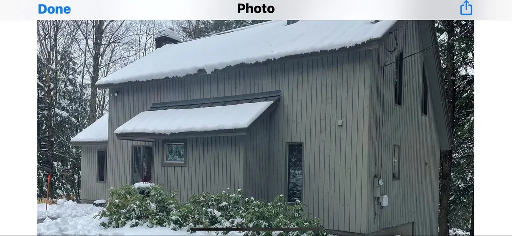 39 Williams Lane Hartford VT 05059