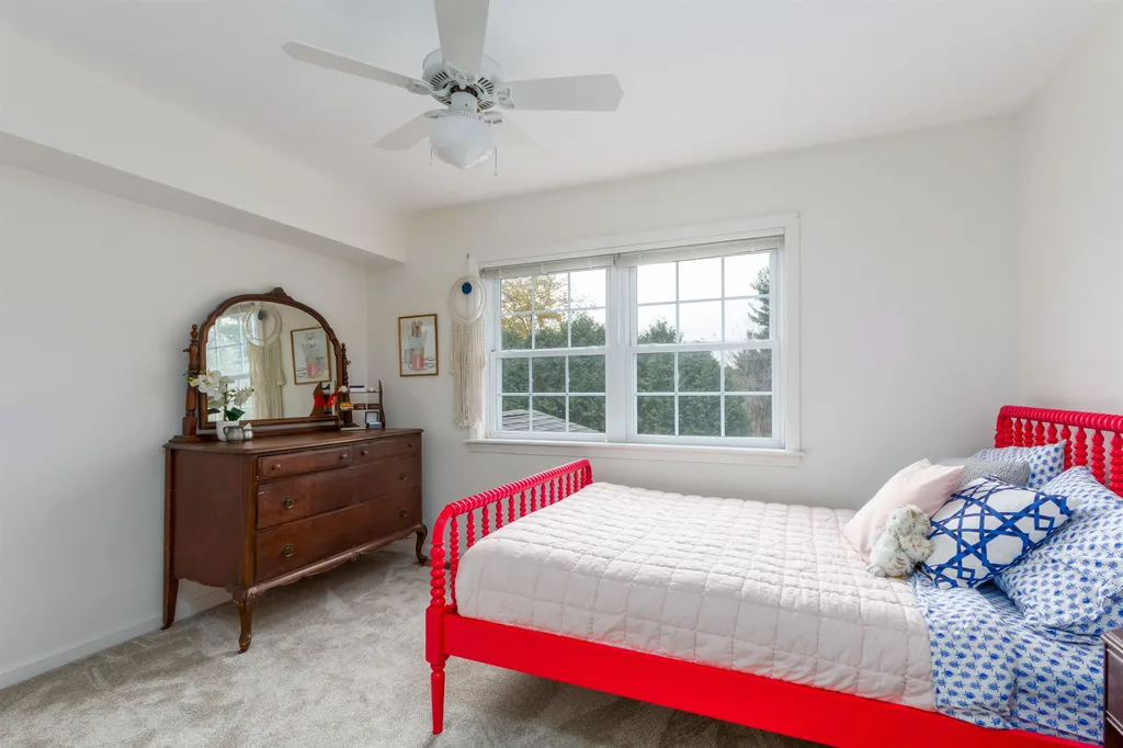 75 Lilac Lane South Burlington VT 05403