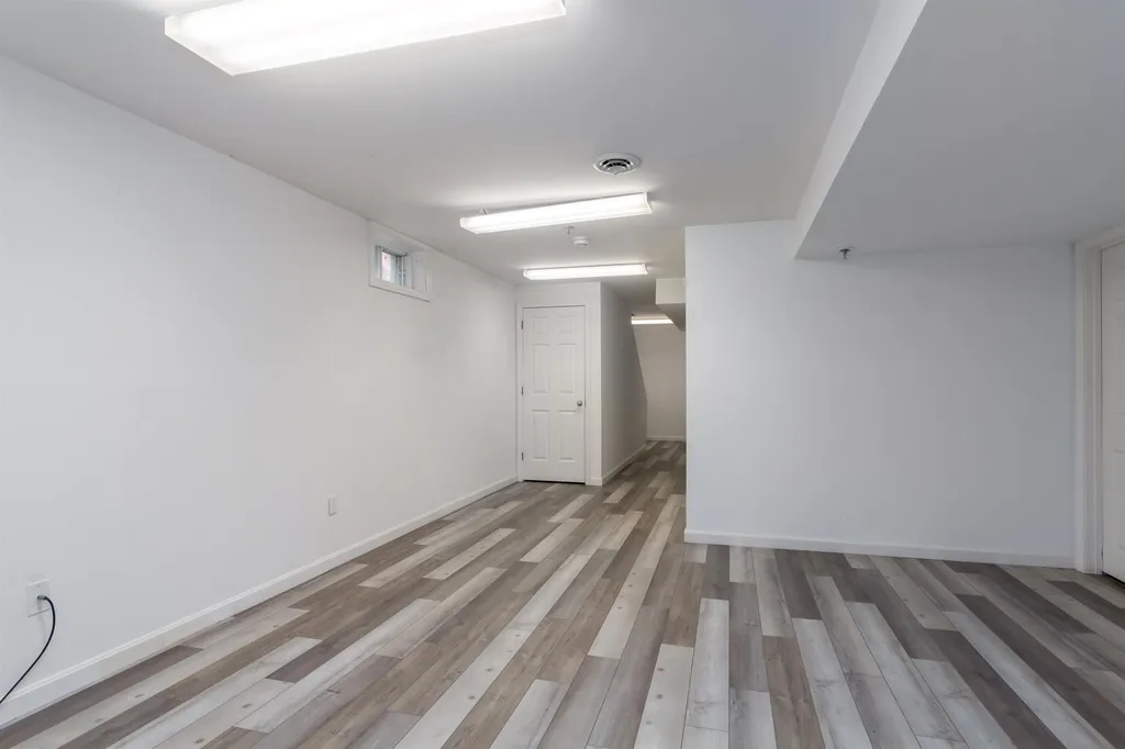 75 Lilac Lane South Burlington VT 05403