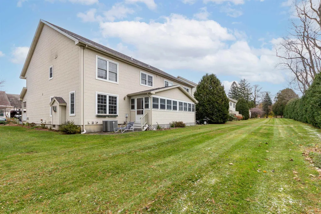 75 Lilac Lane South Burlington VT 05403
