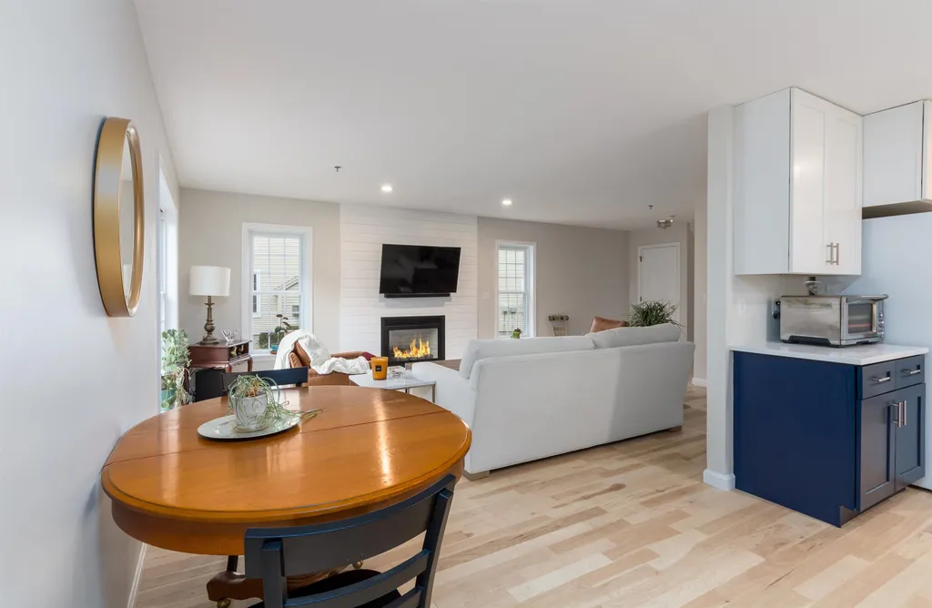 75 Lilac Lane South Burlington VT 05403