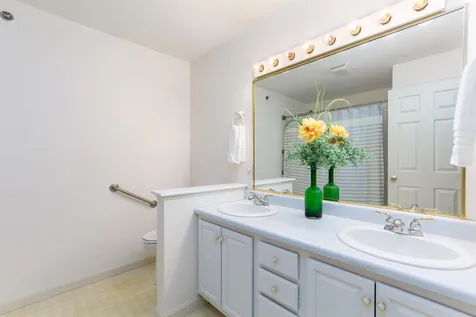 75 Lilac Lane South Burlington VT 05403