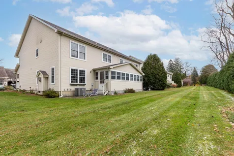 75 Lilac Lane South Burlington VT 05403