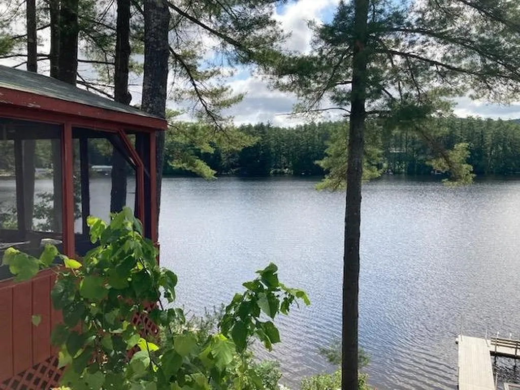 43 Town Beach Road Winchester NH 03470-1