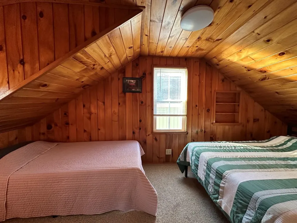 43 Town Beach Road Winchester NH 03470-1
