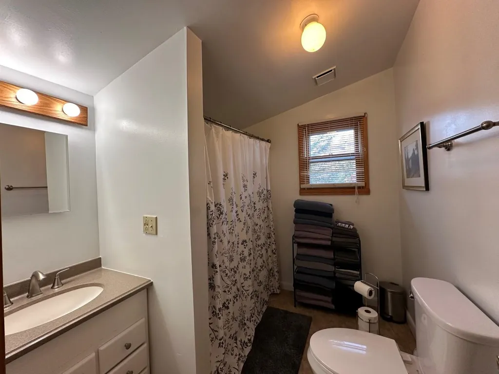 43 Town Beach Road Winchester NH 03470-1