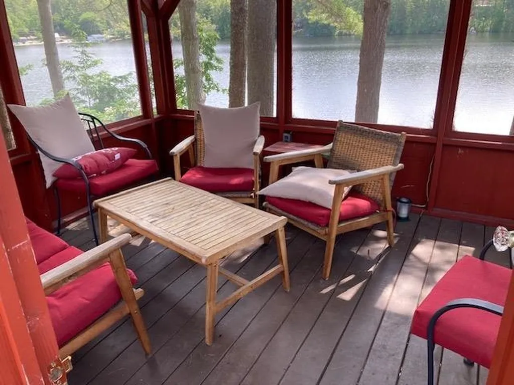 43 Town Beach Road Winchester NH 03470-1
