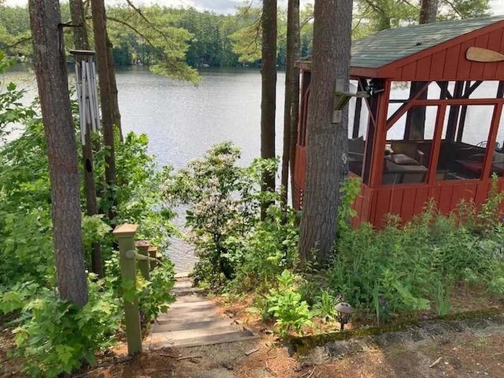 43 Town Beach Road Winchester NH 03470-1