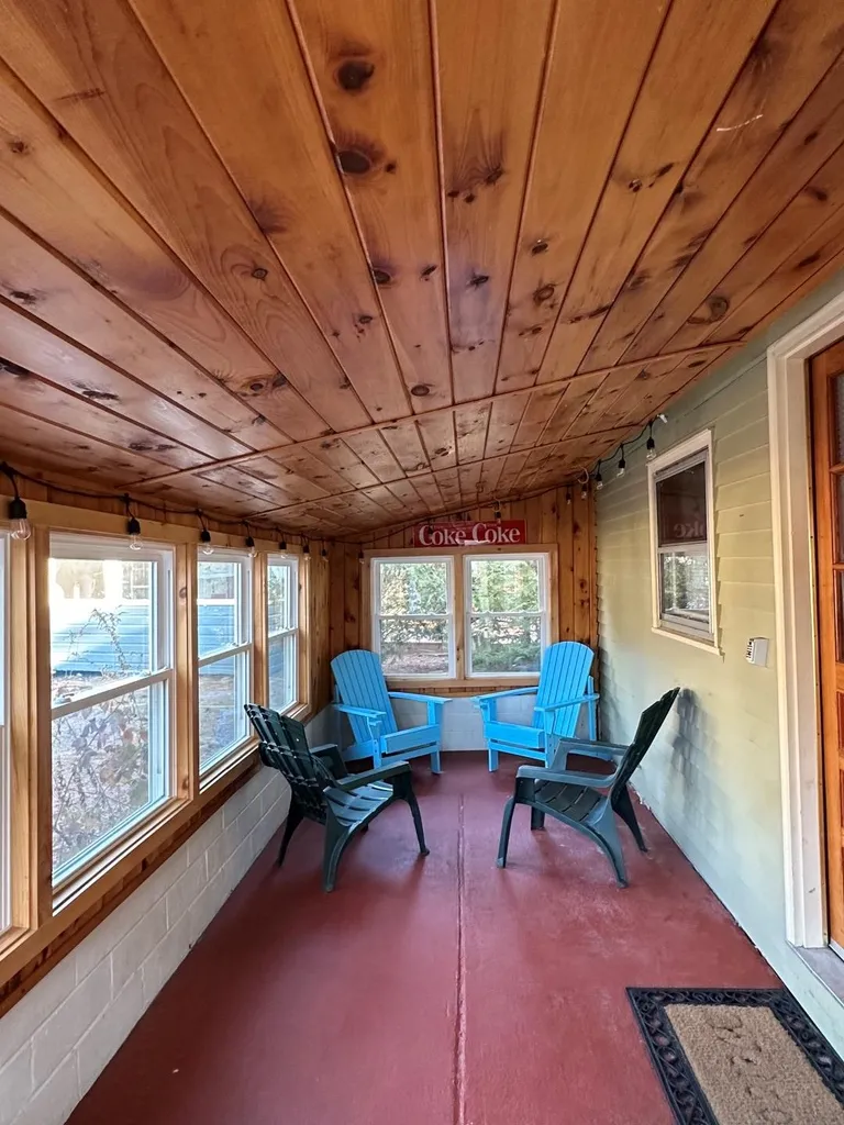 43 Town Beach Road Winchester NH 03470-1