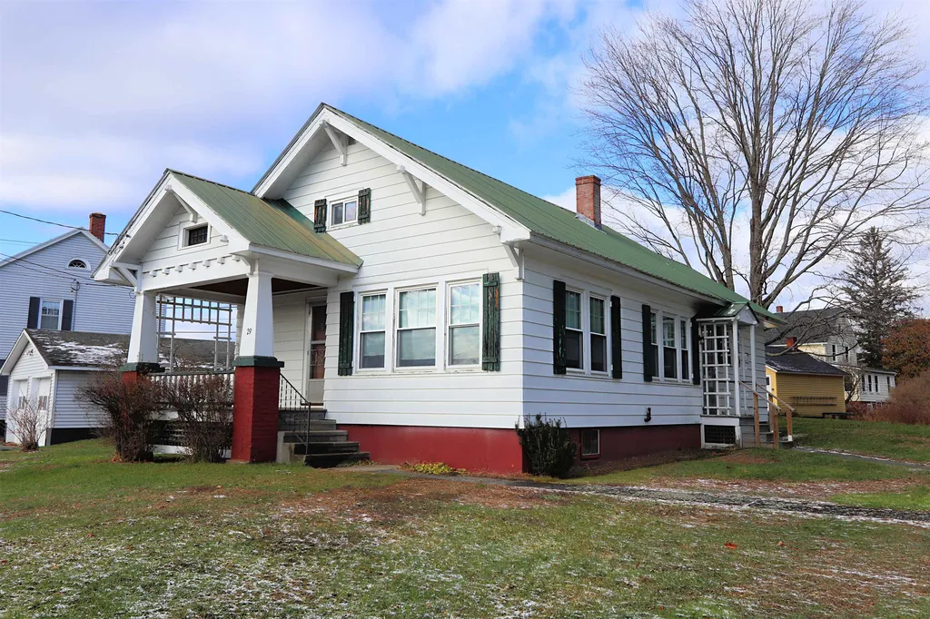 29 Nelson Street St. Johnsbury VT 05819
