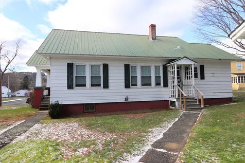 29 Nelson Street St. Johnsbury VT 05819