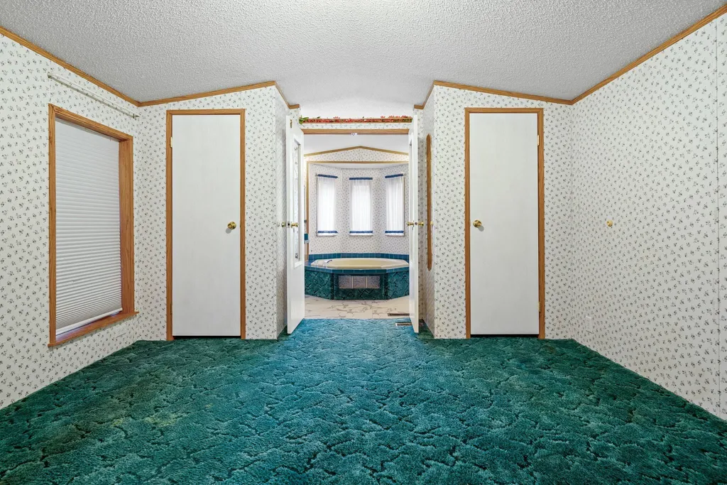 10 Welch Lane Raymond NH 03077