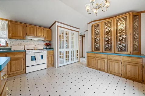 10 Welch Lane Raymond NH 03077