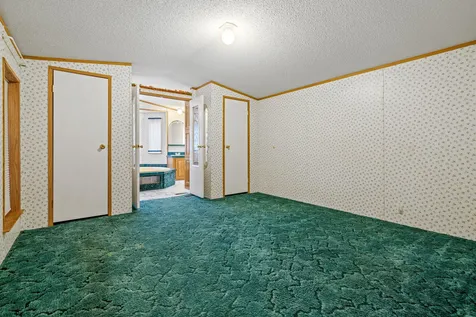10 Welch Lane Raymond NH 03077