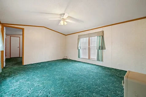 10 Welch Lane Raymond NH 03077