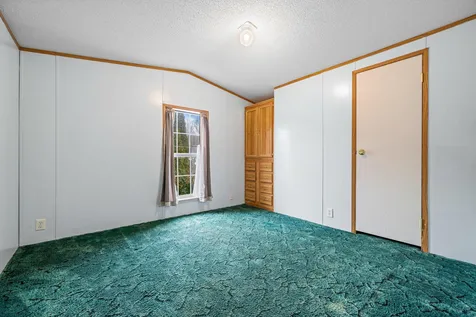 10 Welch Lane Raymond NH 03077