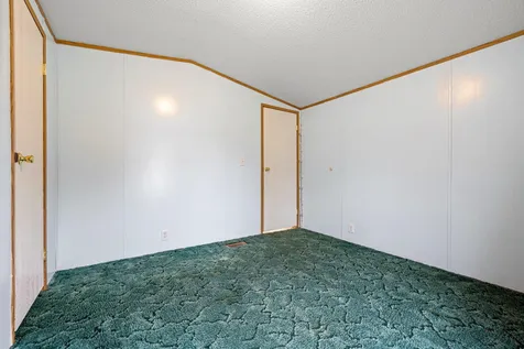 10 Welch Lane Raymond NH 03077