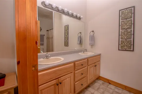 161 Mirror Lake Estates Drive Whitefield NH 03598