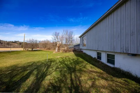 82 River Road Lyme NH 03768