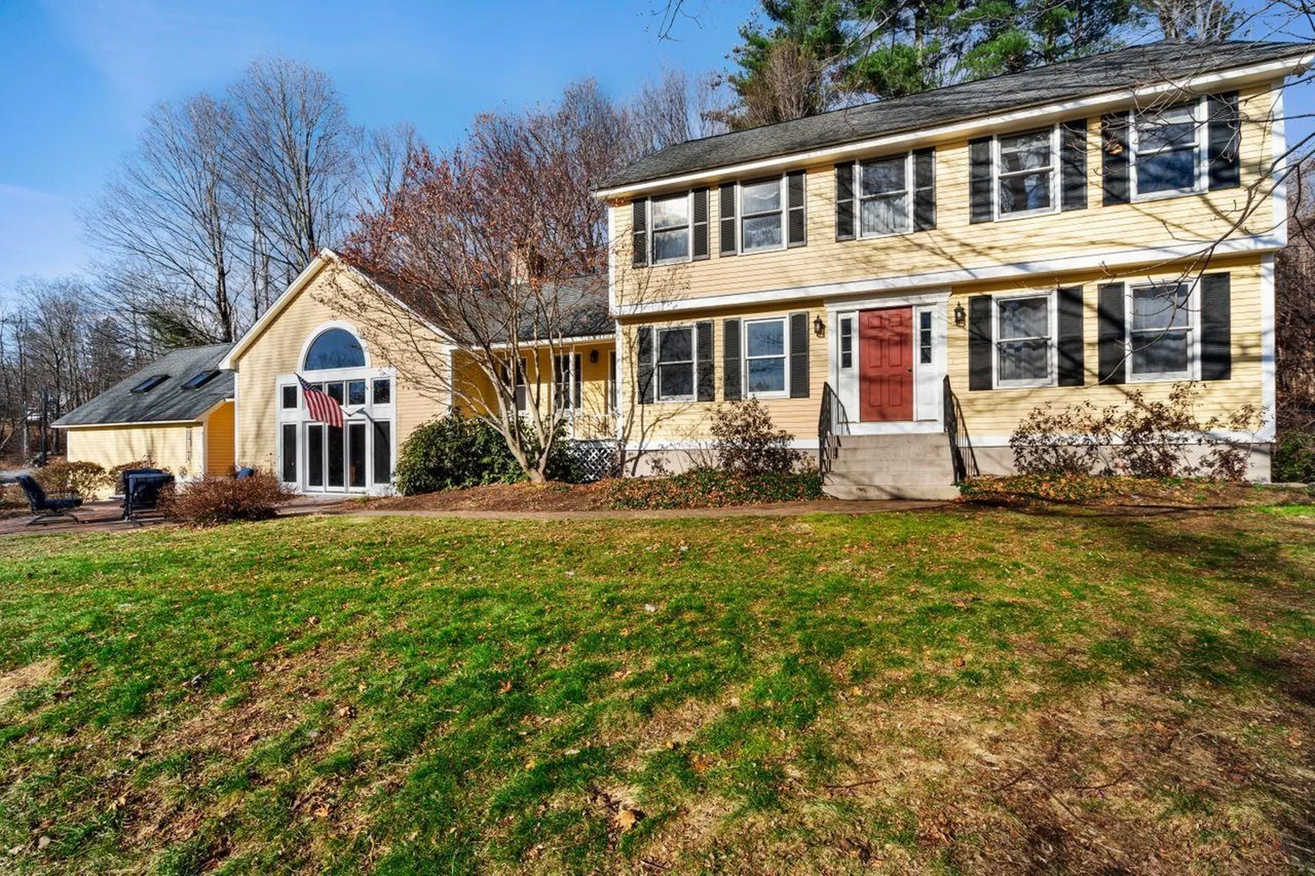 18 Old Amherst Road Mont Vernon NH 03057
