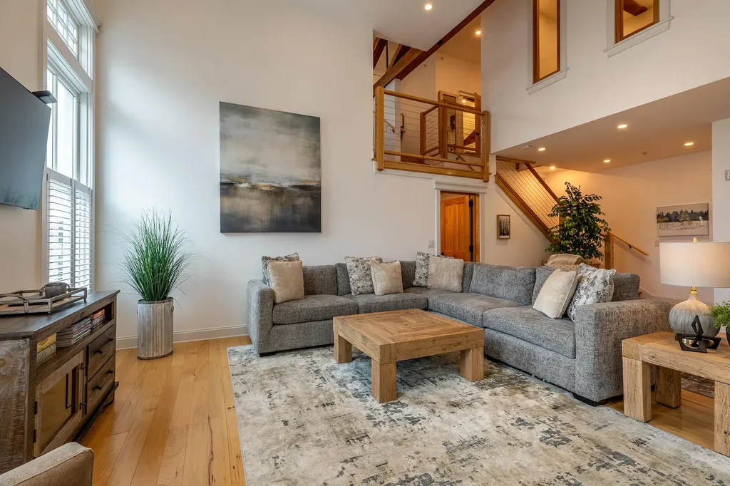 4928 Main Street Manchester VT 05255