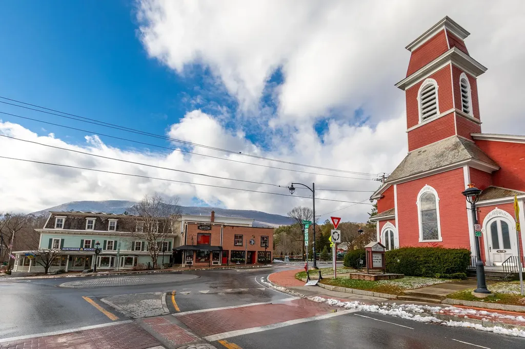 4928 Main Street Manchester VT 05255