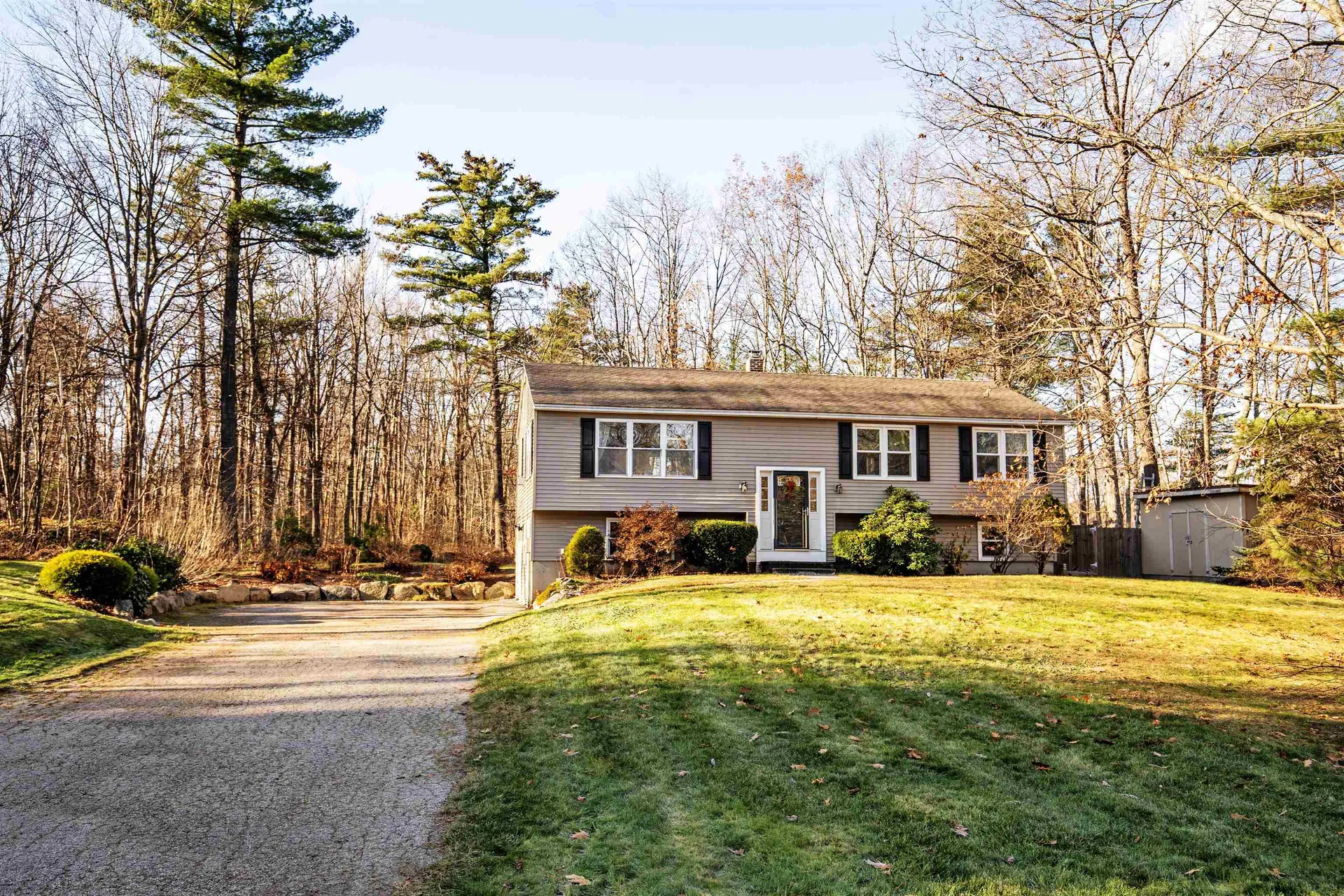 2 Casey Drive Hooksett NH 03106