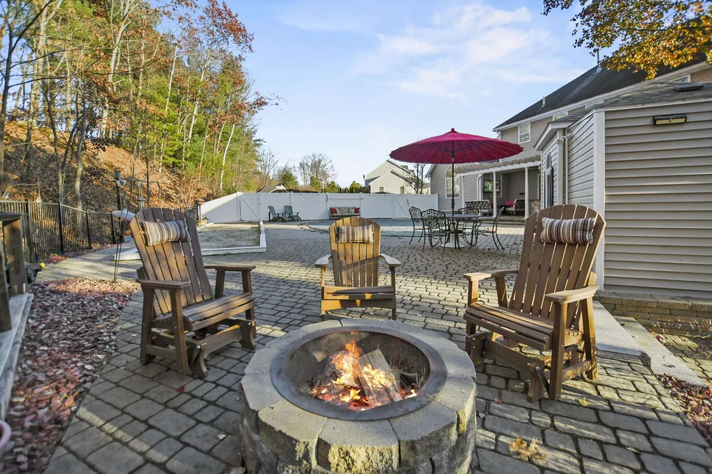 20 Silver Brook Road Salem NH 03079
