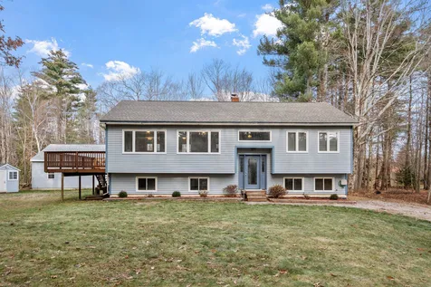 7675 Currier Road Loudon NH 03307