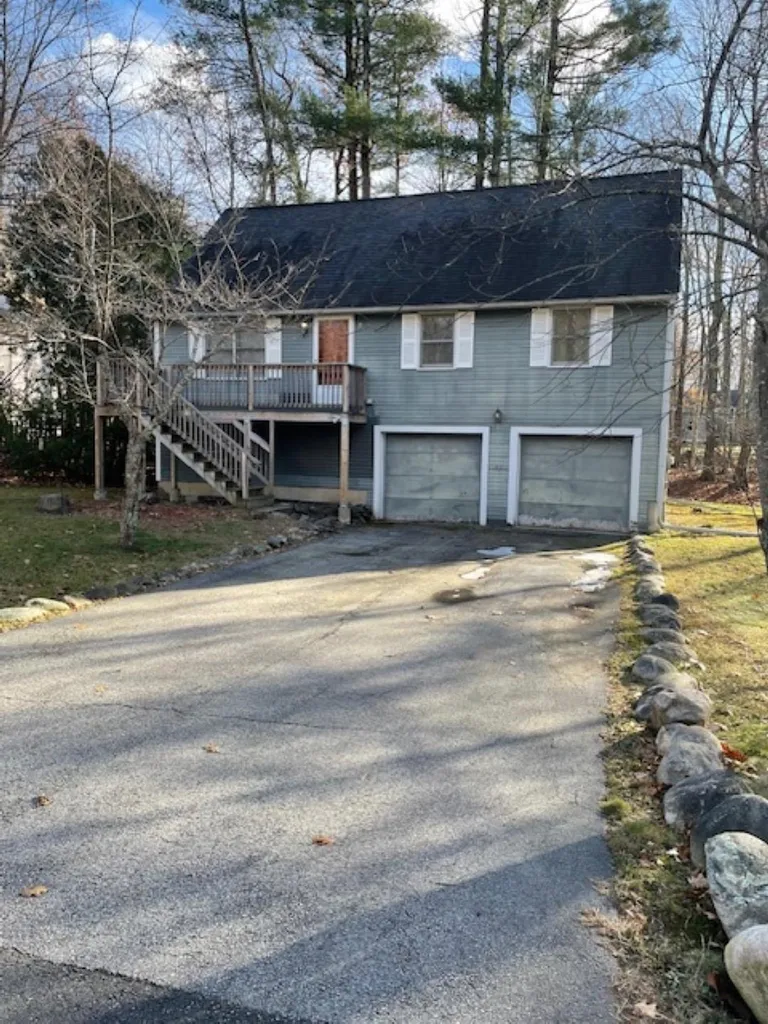 9 Donovan Drive Derry NH 03038