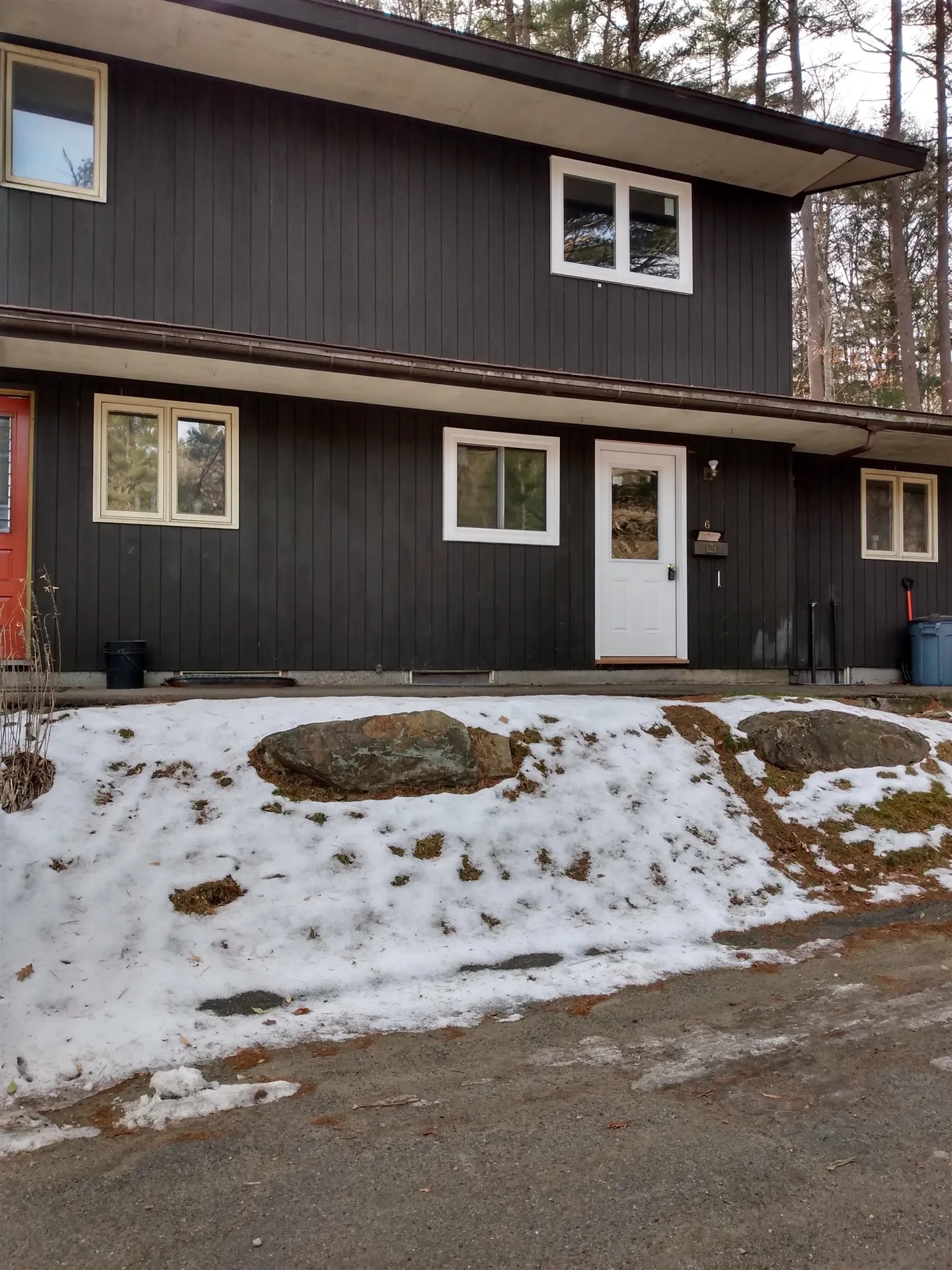 39 Brookside Drive Brattleboro VT 05301