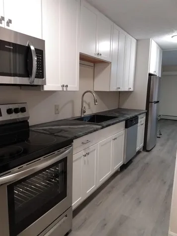39 Brookside Drive Brattleboro VT 05301