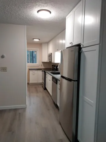 39 Brookside Drive Brattleboro VT 05301