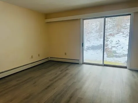 39 Brookside Drive Brattleboro VT 05301