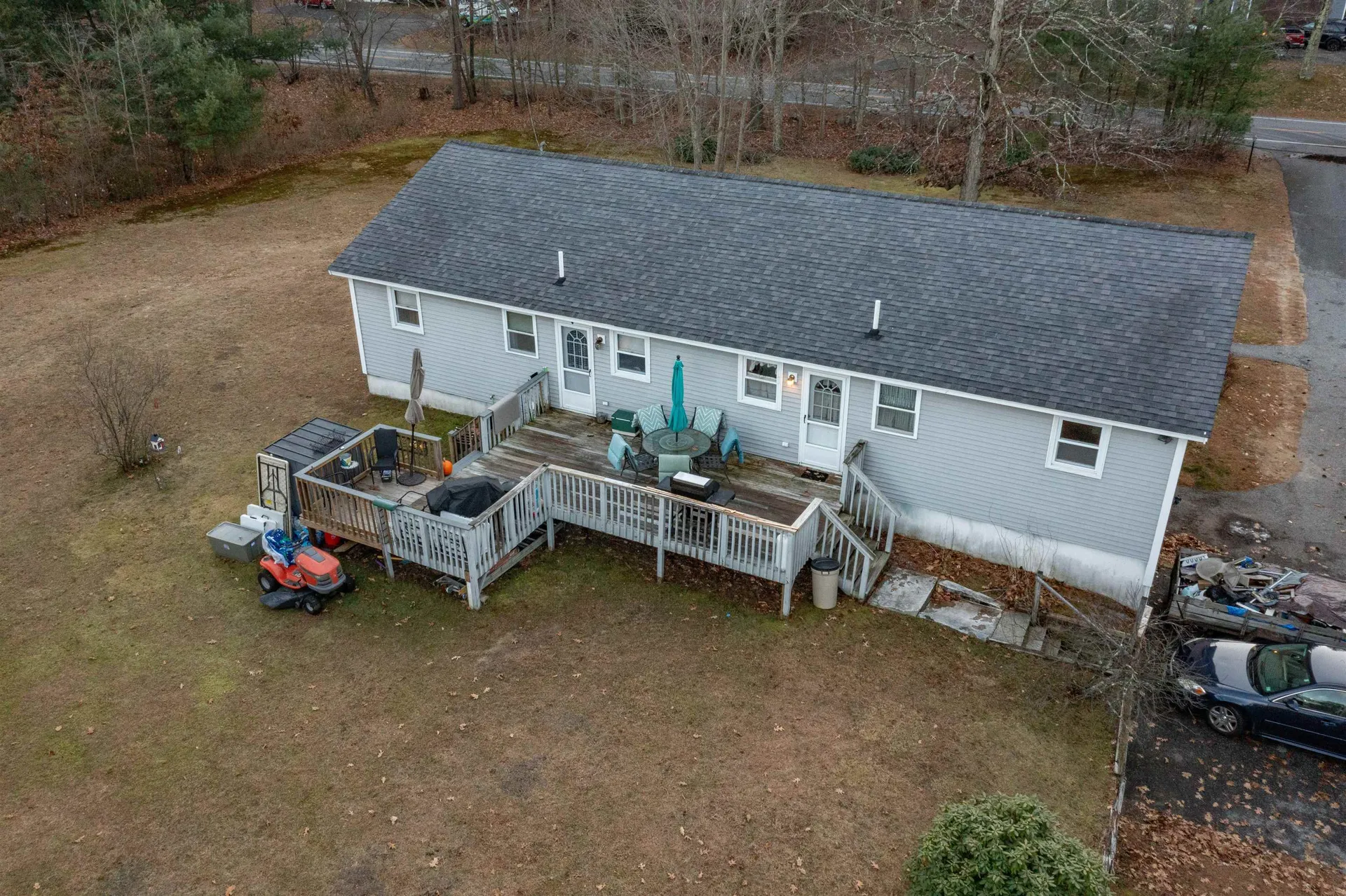 1102 Mammoth Road Pelham NH 03076