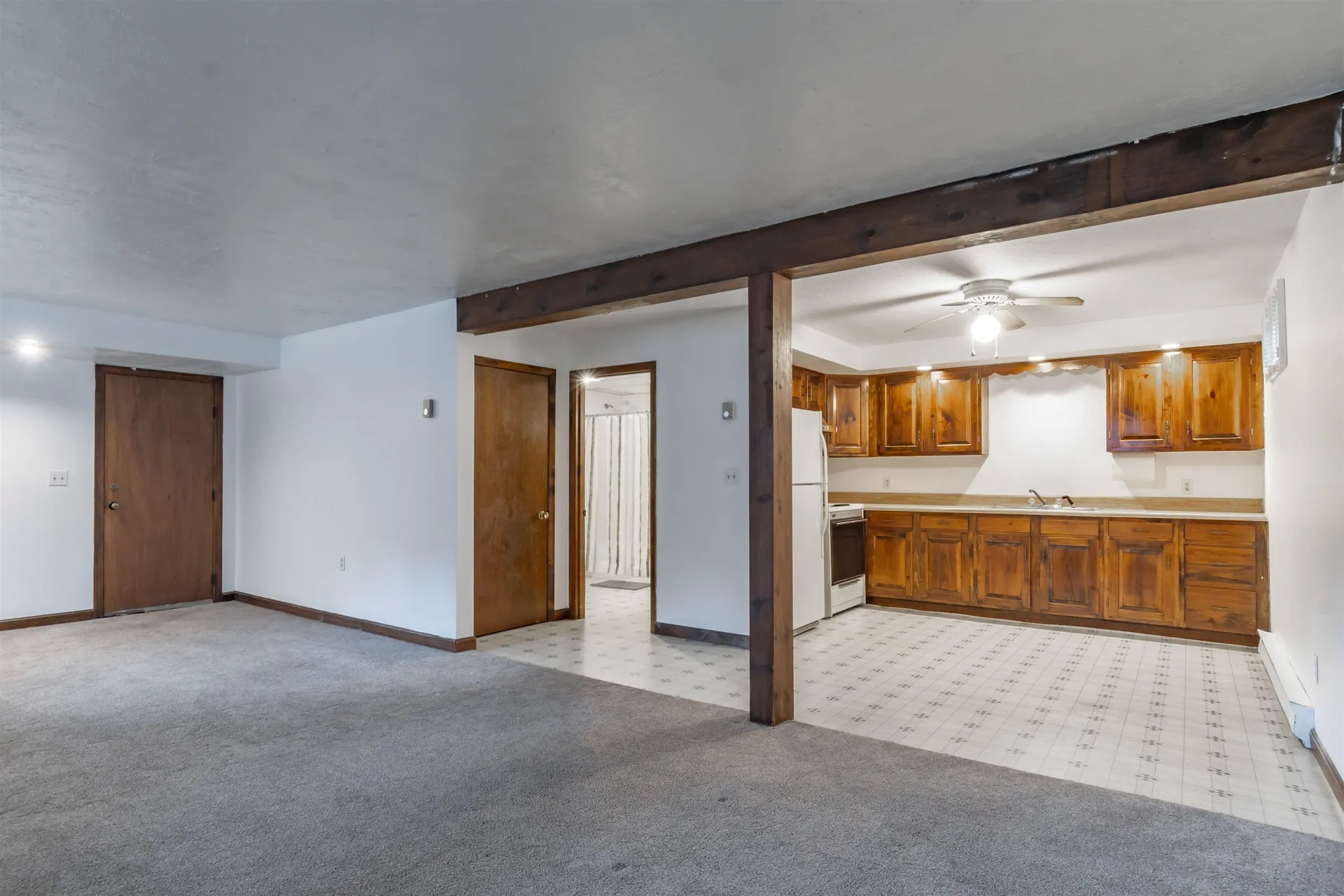 1102 Mammoth Road Pelham NH 03076