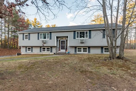 1102 Mammoth Road Pelham NH 03076